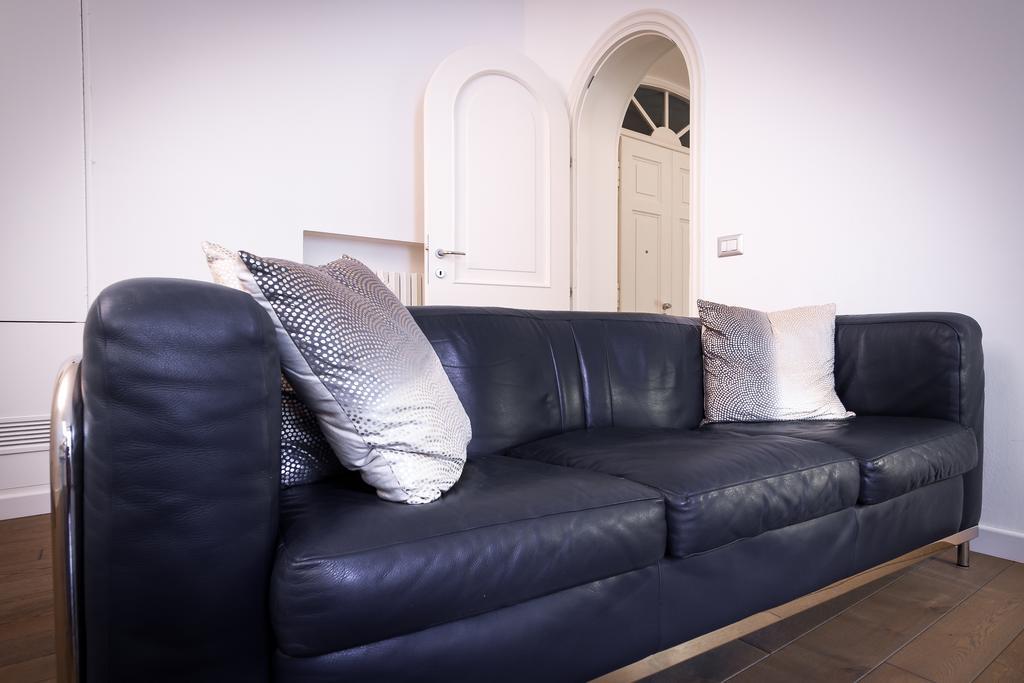Como Design Apartment - Bymyhomeincomo Bagian luar foto