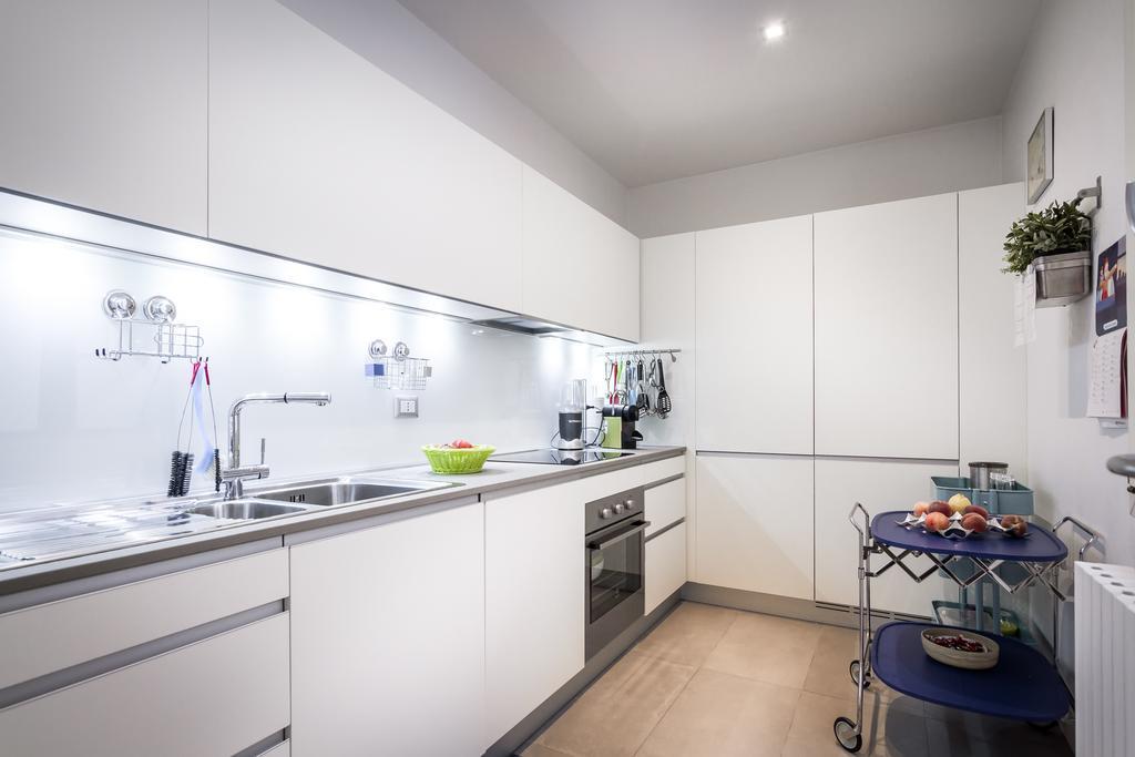 Como Design Apartment - Bymyhomeincomo Bagian luar foto